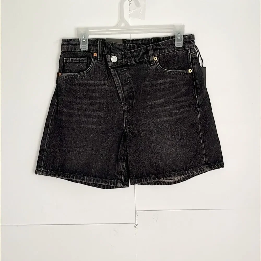 NWT Blank NYC  The Warren Short